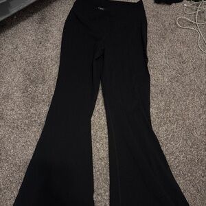 Old Navy Flare Leggings - Size Medium